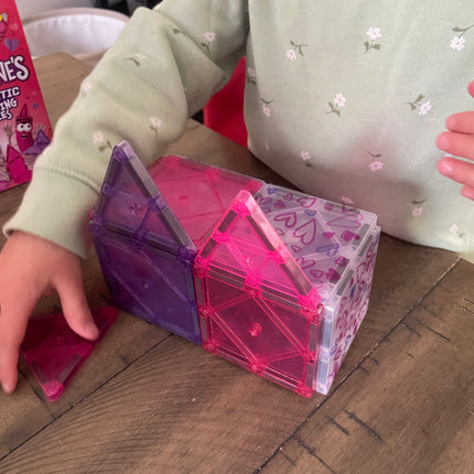 Crayola Valentine’s Day Magnetic Tiles 14-Piece Set