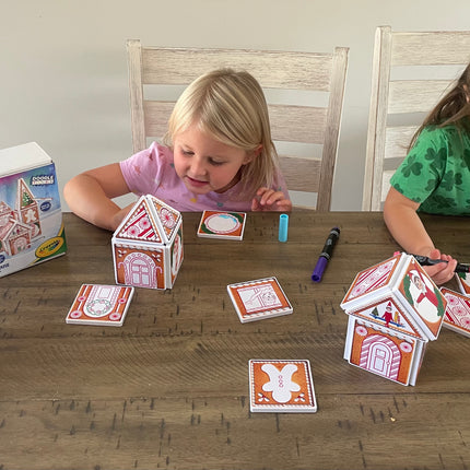 Elf on the Shelf® Gingerbread House Doodle Magnetic Tile Set