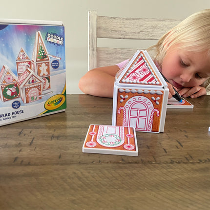 Elf on the Shelf® Gingerbread House Doodle Magnetic Tile Set