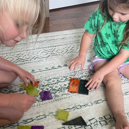 Crayola Halloween Glow Mini pip-Tiles 24-Piece Magnetic Building Set